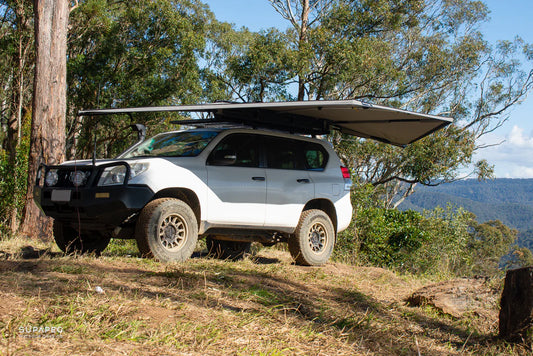 OUTBOUND Shield 3 180 Degree Freestanding Awning